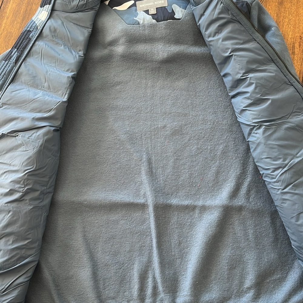 NEW MICHAEL KORS MENS Camo Quilted Nylon Hooded puffer Jacket XL vest blue NWT - Picture 9 of 17